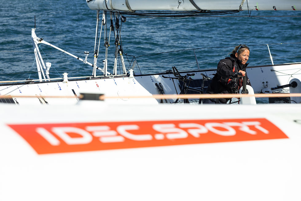 Alexia Barrier sur IDEC SPORT-CIC (© Jean-Marie Liot)